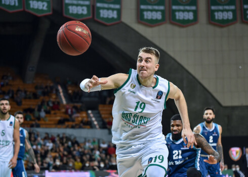 Latvijas basketbola izlases centra spēlētājs Mārtiņš Meiers.