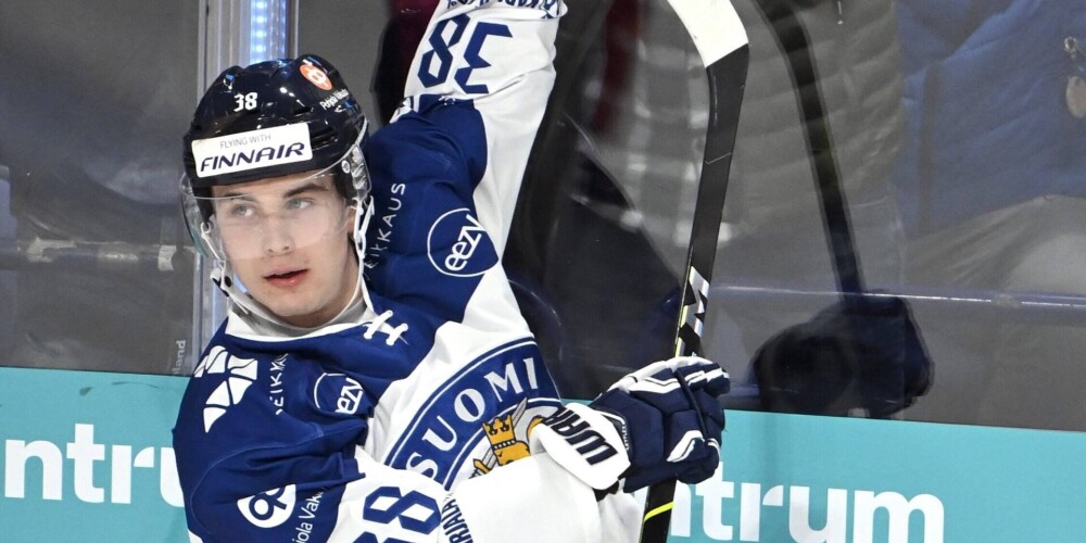 Latvijas hokeja izlases pretinieki somi un zviedri izcīna uzvaras pārbaudes mačos