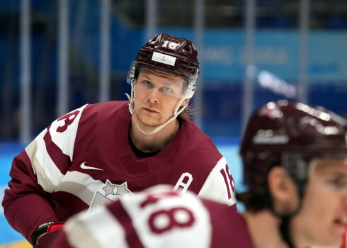 Latvijas hokeja izlase otrajā pārbaudes spēlē izcīna uzvaru pār Franciju