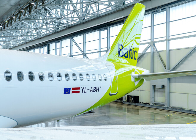 "airBaltic" saņem vēl vienu jaunu "Airbus" lidmašīnu, kas nodrošinās lielākas ērtības pasažieriem