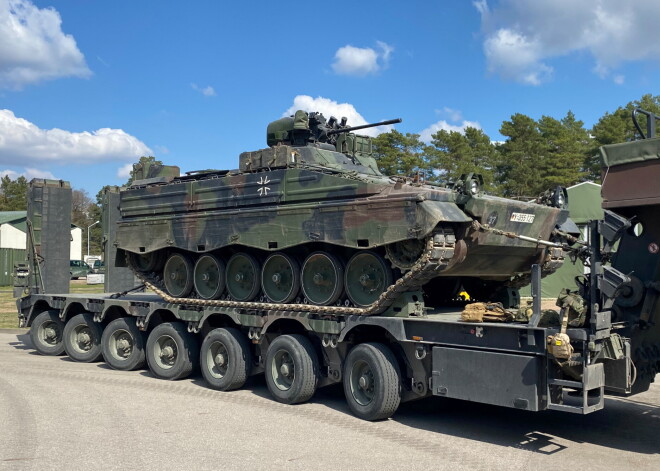 Šveice liedz Vācijai piegādāt Ukrainai munīciju kaujas mašīnām "Marder"