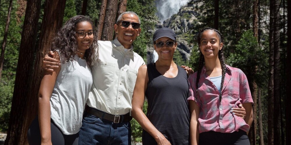 Мишель Обама показала взрослых дочерей и рассекретила их личную жизнь