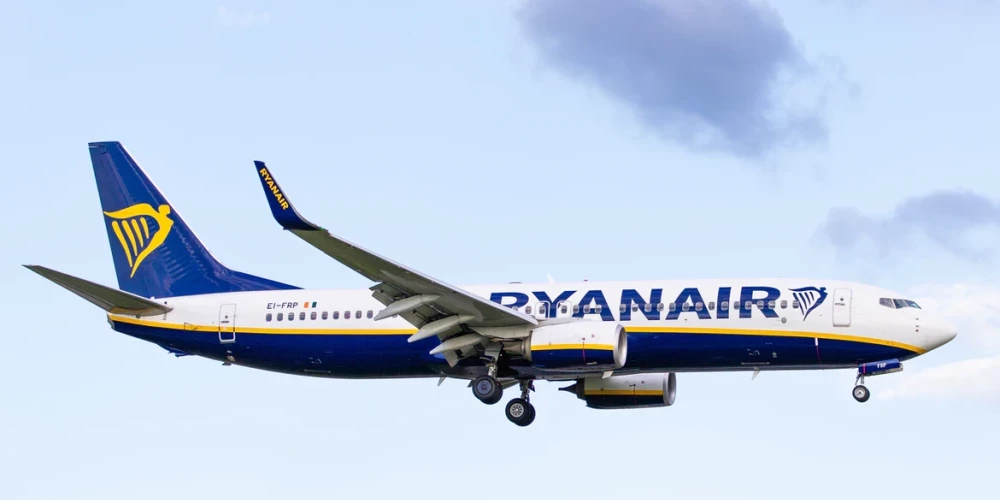 "Ryanair" Rīgā bāzēs divas lidmašīnas, tādejādi nodrošinot 60 tiešās darba vietas