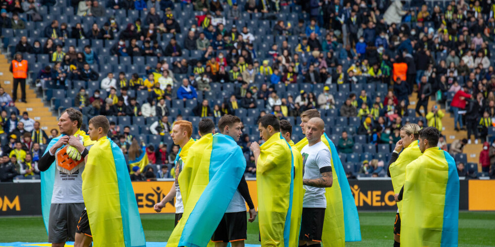 Tiek pārtraukta Ukrainas futbola premjerlīgas sezona