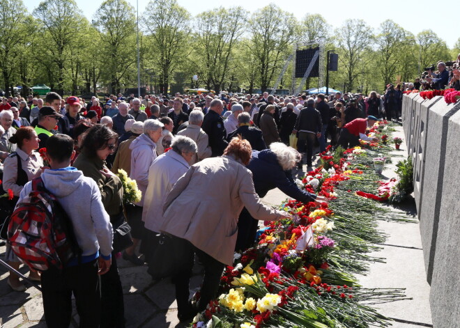 Начальник Госполиции: те, кто хочет возложить цветы в парке Победы, будут использованы российской пропагандой