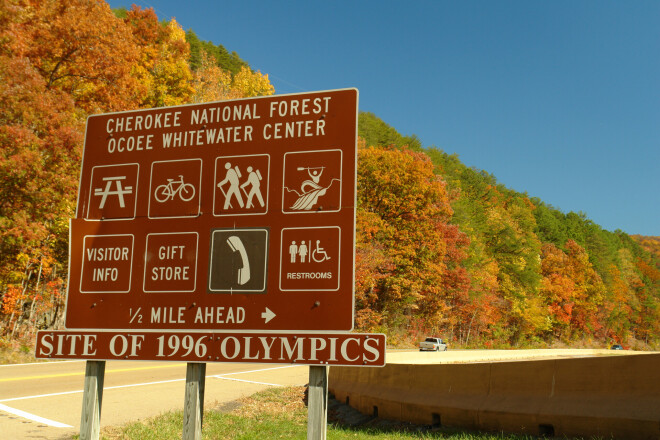 Norāde uz "Ocoee Whitewater Center".