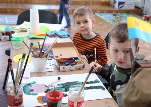 Lielākoties ukraiņu bērni Latvijā ir iejutušies. 