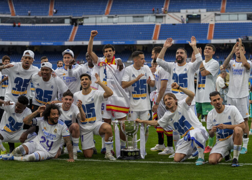 Madrides "Real" 35. reizi izcīna Spānijas čempiontitulu