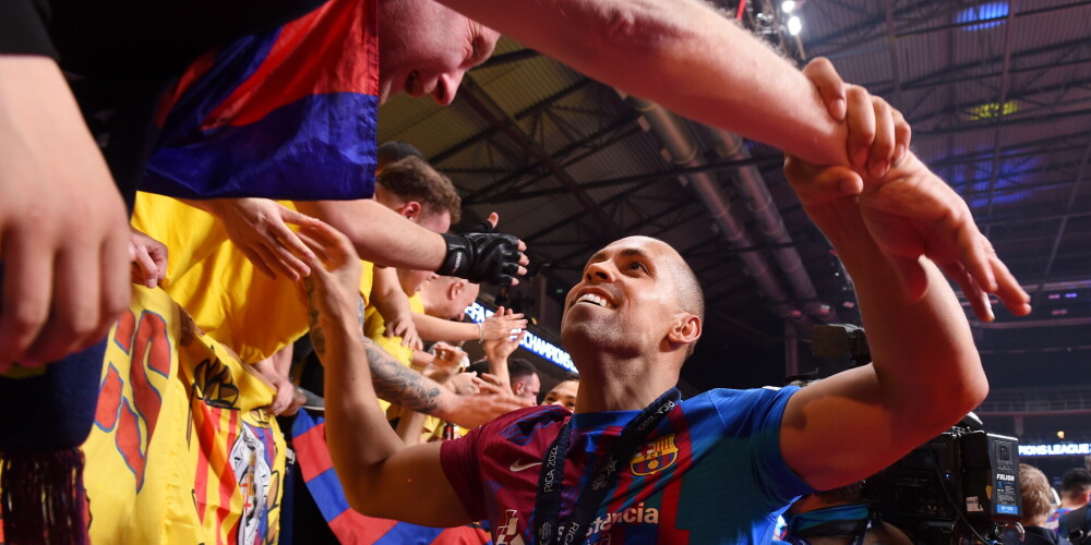 "Barcelona" telpu futbolisti Rīgā uzvar UEFA Čempionu līgā