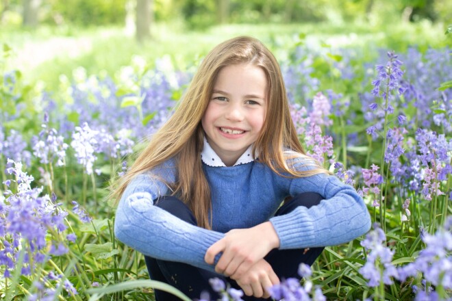 Dzimšanas dienas fotogrāfijas uzņēmusi Šarlotes mamma hercogiene Ketrīna.