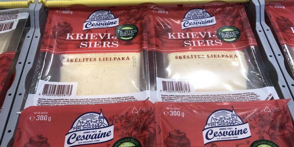 Gastronomiskais detektīvs: vai “Cesvaines piens” drīkstēja Krievijas sieru pārdēvēt Tilzītes vārdā? Tie ir divi dažādi sieri!