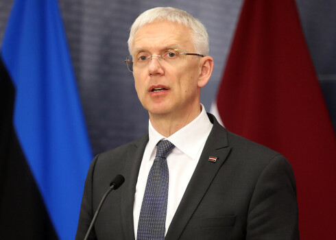 Ministru prezidents Krišjānis Kariņš sveic ikvienu valsts svētkos.
