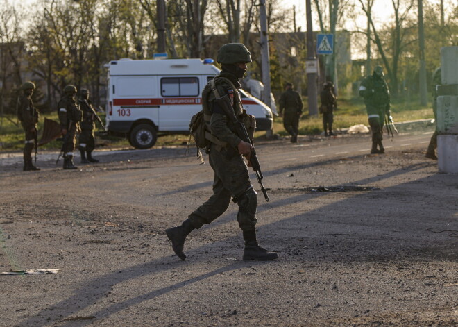 Ukraina: Krievija vēlas ieņemt Luhansku, lai pasludinātu "lielu uzvaru"