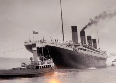 Документальное фото "Титаника" в Titanic Belfast, аттракционе для посетителей, посвященном кораблю "Титанику", который затонул, столкнувшись с айсбергом в 1912 году.