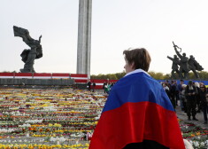 No LKS paziņojuma noprotams, ka dome šo kārtējo PSRS godināšanai ieplānoto akciju ir atļāvusi.