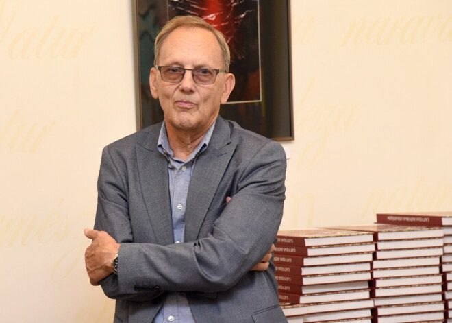 Kiršteinam izsaka mutisku brīdinājumu par neētisko tvītu