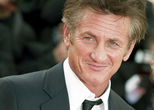 Šons Pens uzskata, ka kino spēj tik ļoti ietekmēt cilvēkus, ka ekrāna mākslas vienīgais mērķis nedrīkst būt izklaide.