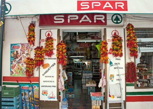 "Spar" veikals Spānijā.