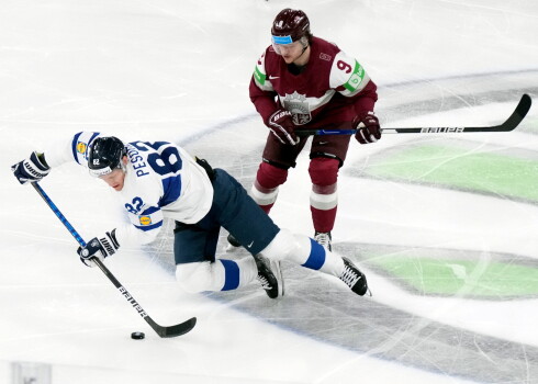 Чемпионат мира по хоккею: играя против Финляндии, Латвия открыла счет, но победить не смогла