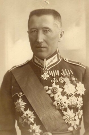 Ievērojamais Latvijas pirmās brīvvalsts laika politiķis Hugo Celmiņš (1877-1941). 