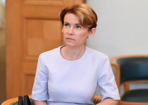 Saeima atjauno deputātes mandātu Marijai Golubevai
