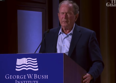 Джордж Буш-младший осудил Россию, но перепутал Украину с Ираком