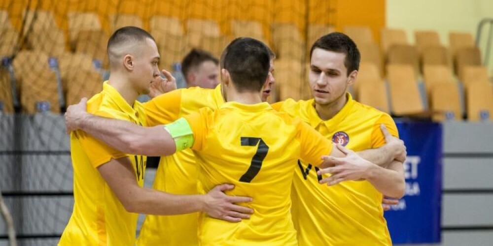 "Petrow"/"Jelgava" triumfē Latvijas čempionātā telpu futbolā