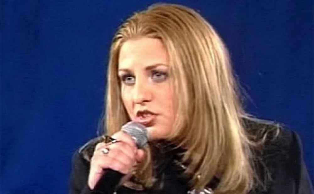 Катя Огонёк - Википедия - биография, личная история, хиты и достижения популярной российской певицы Катя Огонёк — биография на Википедии: личная жизнь, карьера, достижения