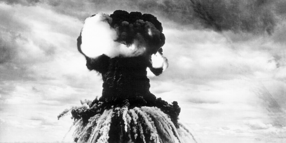 Начиная с 1945-го: все ядерные взрывы в истории на одной карте