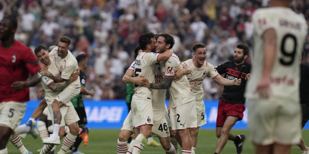 "AC Milan" pēc 11 gadu pārtraukuma atgriežas Itālijas čempiones tronī
