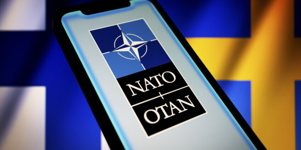 Valdībai iesniegti likumprojekti par Somijas un Zviedrijas pievienošanos NATO