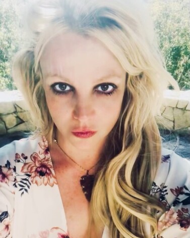 New image released by Britney Spears on Instagram with the following caption : ?????? *** No USA Distribution *** For Editorial Use Only *** Not to be Published in Books or Photo Books ***