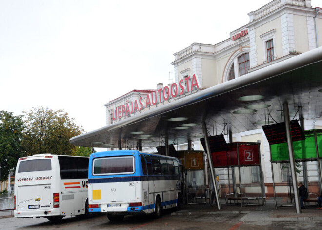 Par degvielas zādzību no "Liepājas autobusu parka" aizturēti vairāki autobusu vadītāji