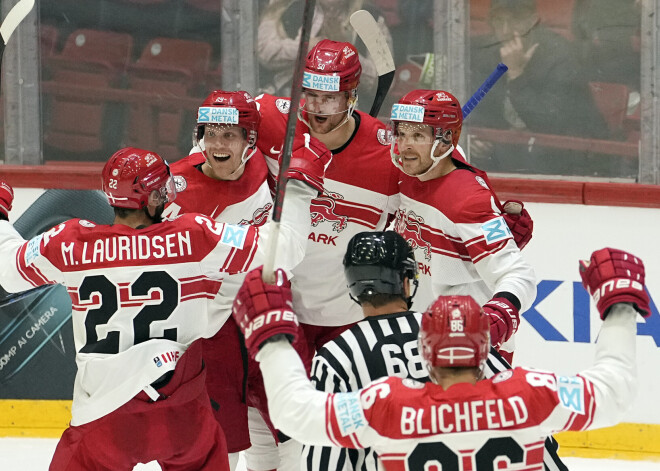 Dānija pasaules hokeja čempionātā uzvar Kanādu; elites divīzija jāatstāj Lielbritānijai