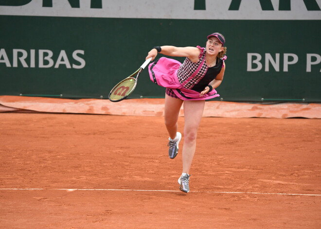 Ostapenko arī dubultspēlēs sasniedz "Roland Garros" otro kārtu