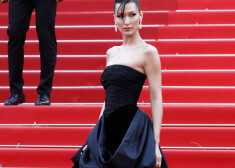 Белла Хадид удивила осиной талией в элегантном платье от Versace