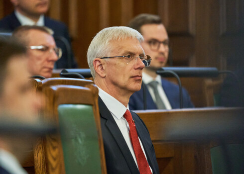 Nākamā iekšlietu ministra uzdevums būs piedāvāt vidēja un ilgtermiņa risinājumus Ukrainas bēgļu jautājumā, uzsver Kariņš