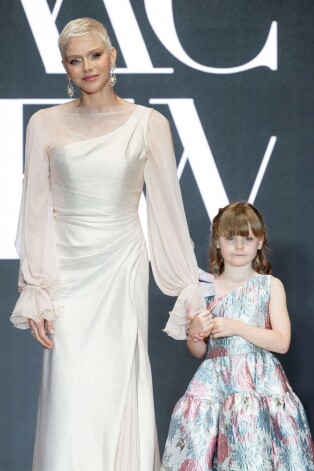 Принцесса Монако Шарлен и ее дочь Принцесса Монако Габриэлла