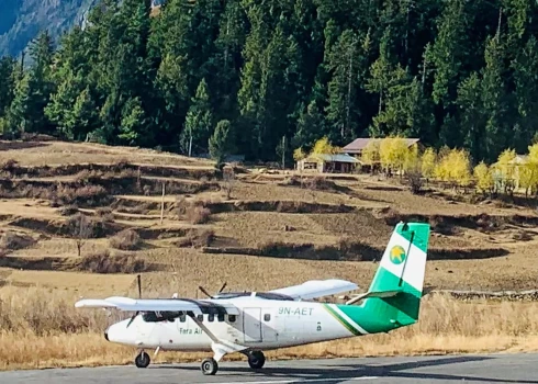 Aviokompānijas "Tara Airlines" lidmašīna "DHC-6 Twin Otter".