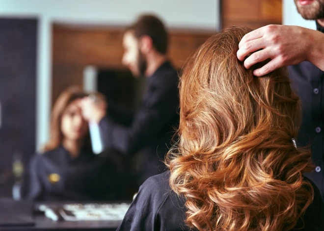 Ученые выяснили, что человеческие волосы содержат золото: стоит ли спешить в ломбард?