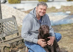 Iepazīstam Aivaru Kraukli un Āfrikas samus.