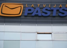 Brīdina par krāpnieku aicinājumu apmaksāt "Latvijas Pasta" kurjerpakalpojumus
