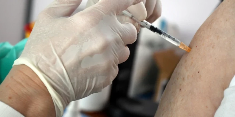 После повторной оценки в Латвии не признали смертельный исход после вакцинации от Covid-19