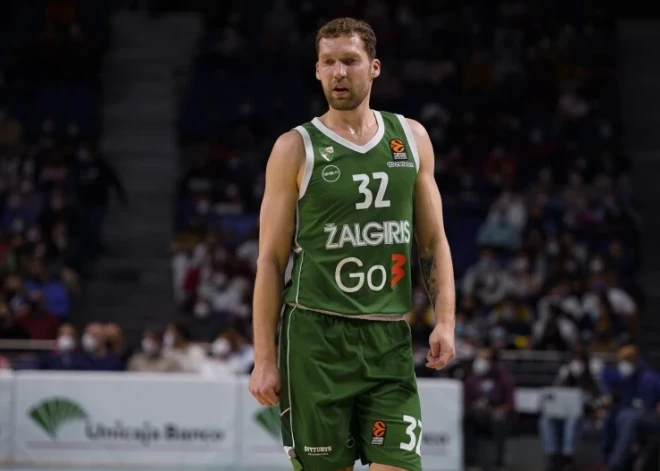 Jānis Strēlnieks pametīs "Žalgiris" vienību