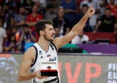 Dragičs izlasē nav spēlējis kopš 2017.gada, kad Eiropas čempionātā palīdzēja Slovēnijas izlasei izcīnīt čempiontitulu.