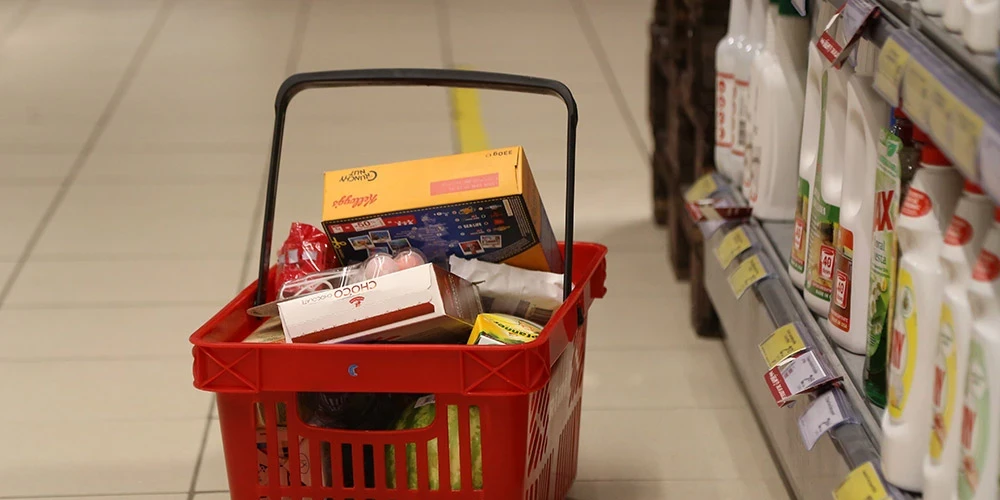 Šogad pirktspēja kritīsies un ietekmēs patēriņu, kas bremzēs ekonomisko aktivitāti.