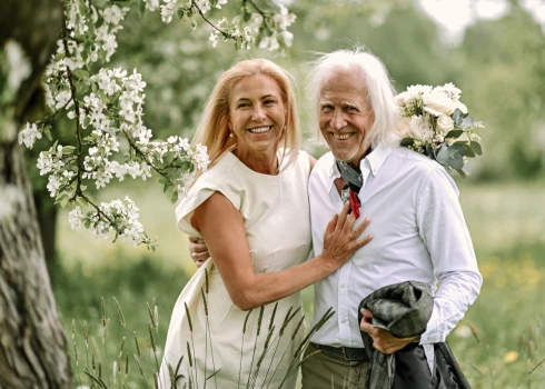 Amatciema radītājs Čiris pārsteidz ar ziņu, ka 70 gadu vecumā apprecējies
