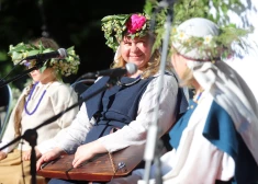 FOTO: ar ielīgošanas pasākumiem Rīgā sāk gaidīt vasaras saulgriežus