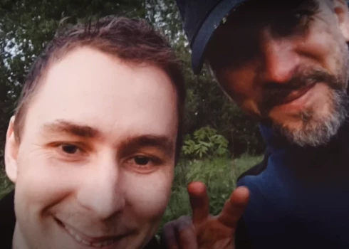 История отца и сына из Беларуси: почти 2 года прятались в посольстве Швеции в Минске и сбежали в Ригу
