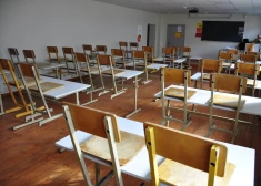Siguldas ģimnāzijas direktors: septembrī daudzās skolās nebūs skolotāju